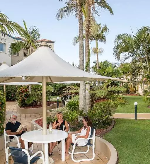 2 Bedroom Apartment Garden View, Golden Riviera Absolute Beachfront Resort