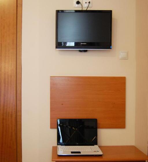 Номер Стандарт Трехместный, Paris