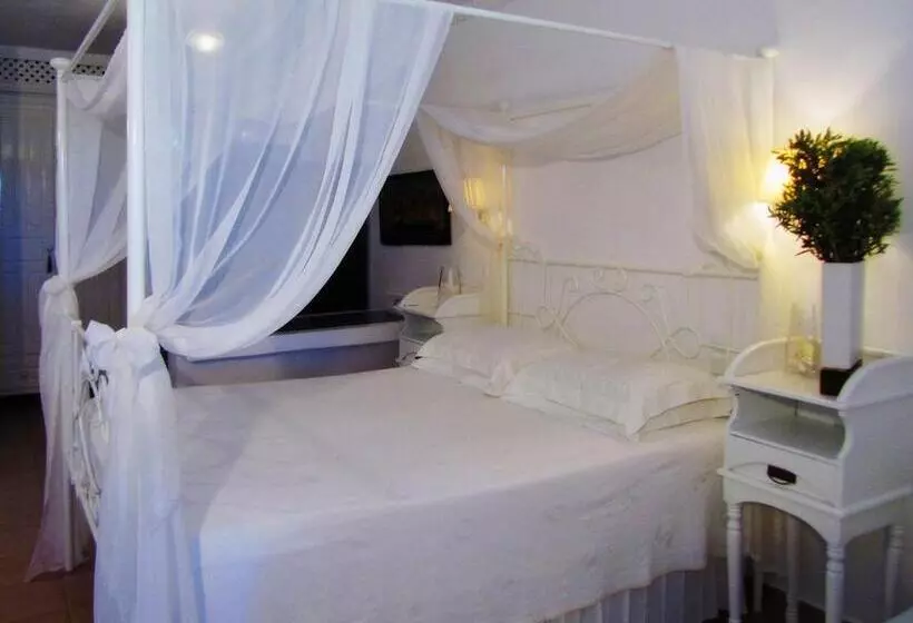 オーシャンビューのデラックストリプルルーム, Porto Scoutari Romantic