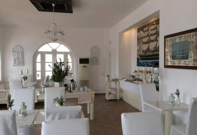 プールビュースタンダードルーム, Porto Scoutari Romantic