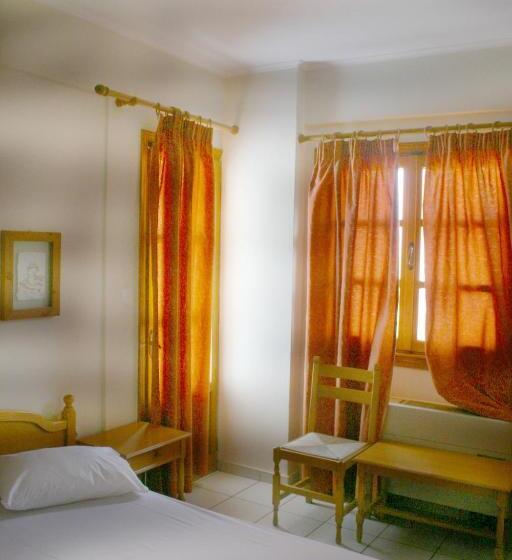 חדר סטנדרט צדדי נוף לים, Pramataris