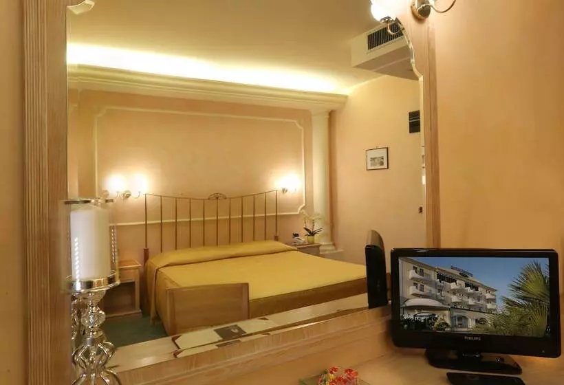 Superior-huone, San Clemente