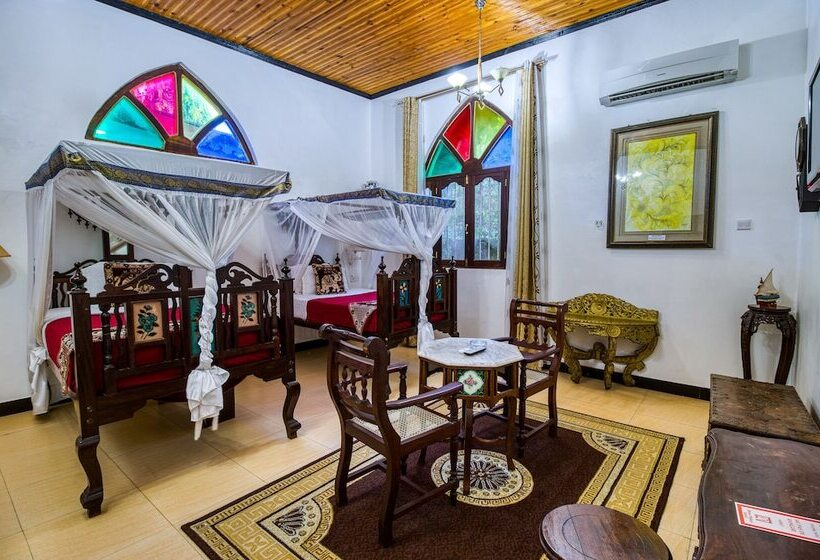 اتاق استاندارد, Tembo House