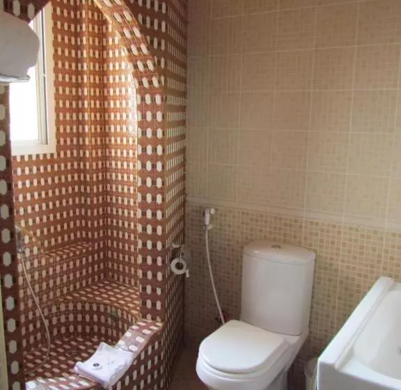 Triple Room Sea View, Tembo House