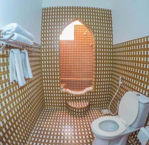 Triple Room Sea View, Tembo House