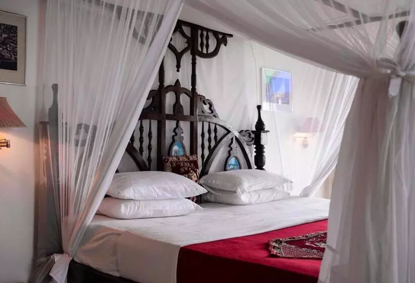Presidenttisviitti, Tembo House