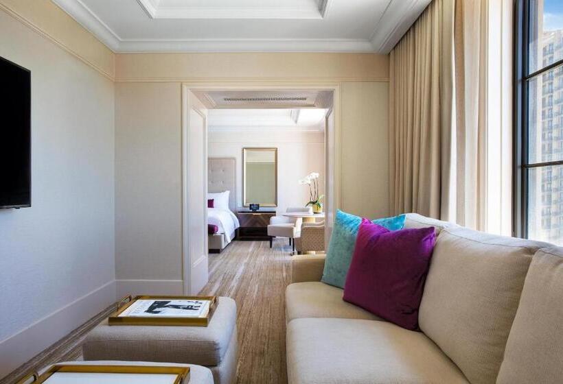 סוויטה עם מרפסת, The St. Regis Atlanta