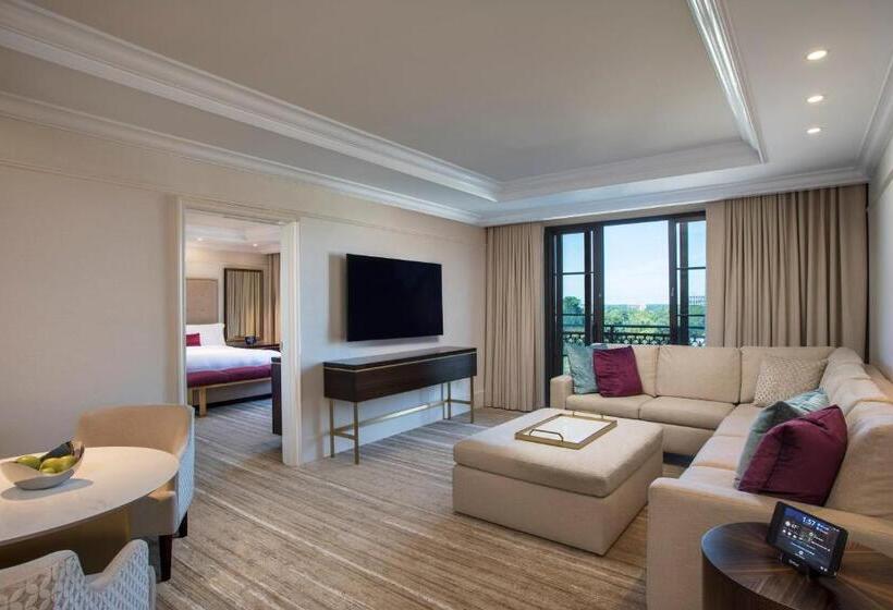 סוויטה עם מרפסת, The St. Regis Atlanta