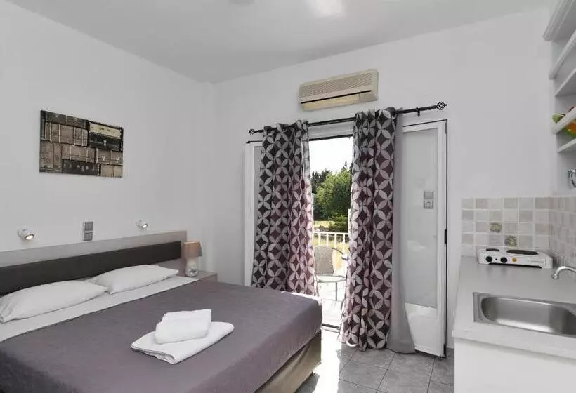 استودیوی استاندارد, Villa Katerina