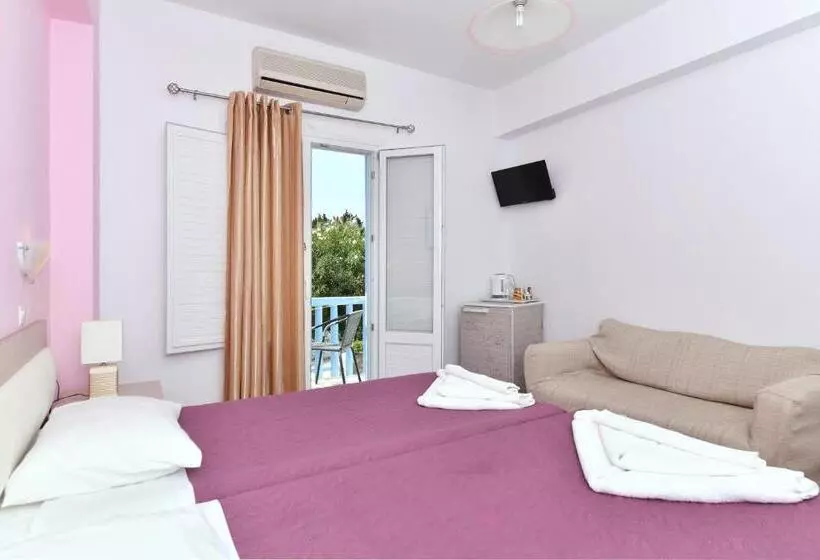اتاق استاندارد سه نفره, Villa Katerina