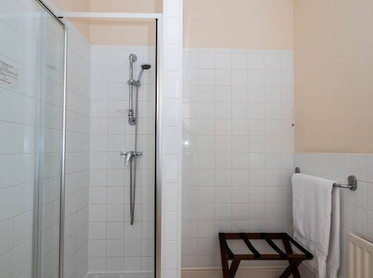 اتاق استاندارد یک نفره, Oyo Pier Hotel Rhyl