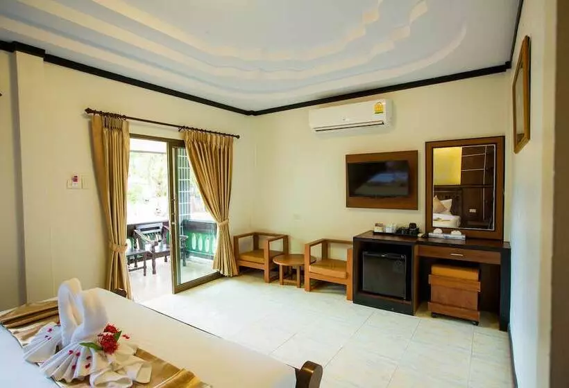 デラックスバンガロー, Phi Phi Andaman Beach Resort