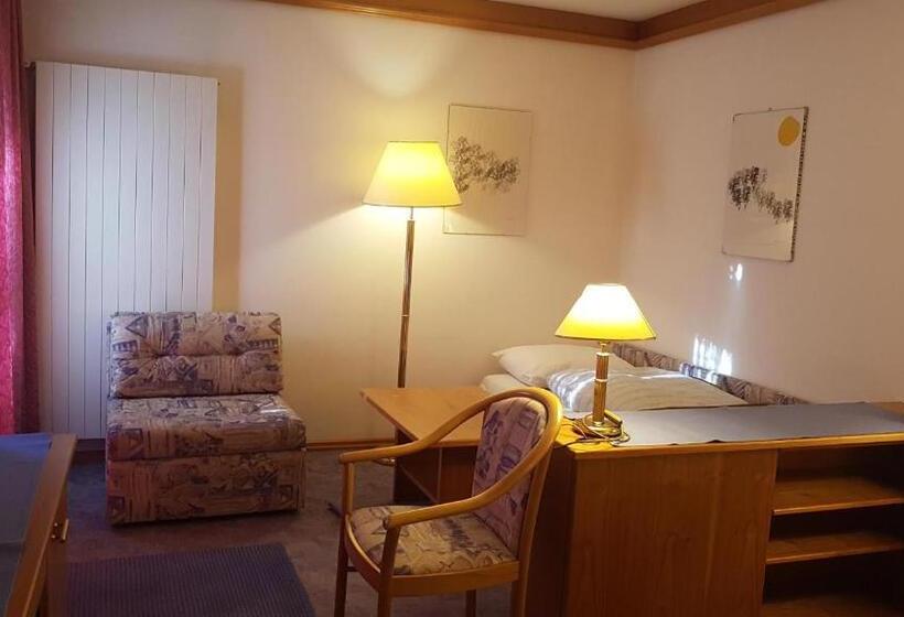 חדר סטנדרט לשלושה, B&b Villa Pattis