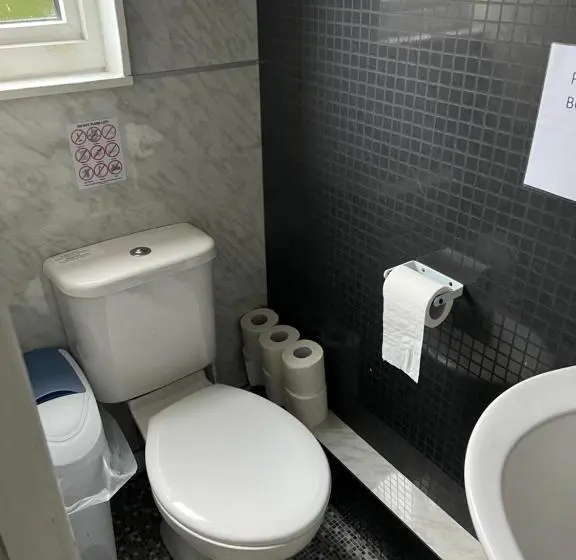 ファミリールーム, Saucy Mary's Hostel