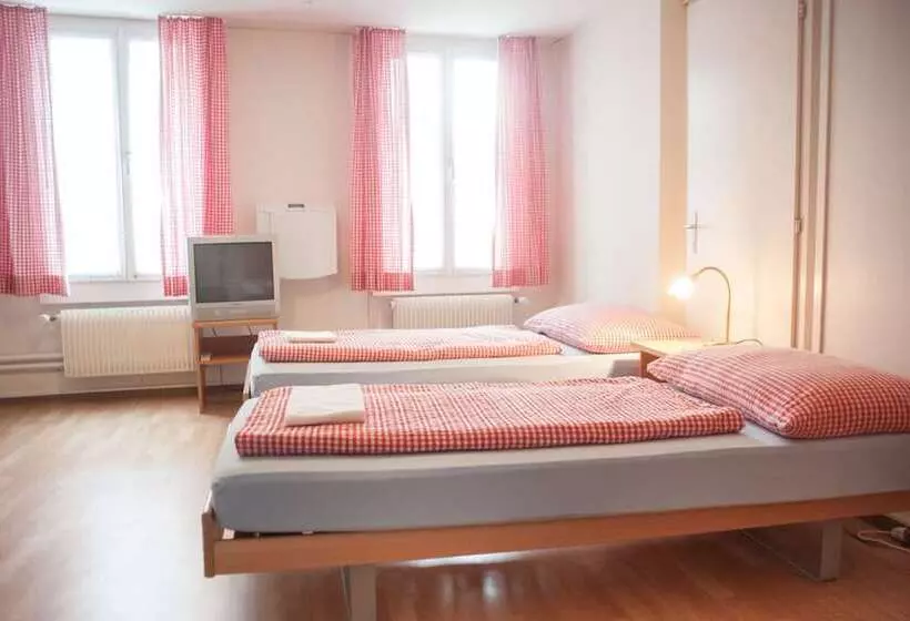 バス共有のスタンダードルーム, Balmers Hostel