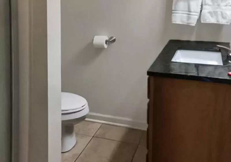 Quarto Estandar Individual, Balmers Hostel