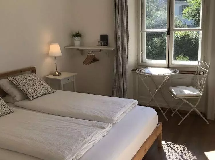 スタンダードルーム, The Bed + Breakfast