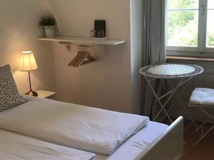 スタンダードルーム, The Bed + Breakfast