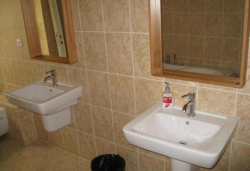 Quarto Estandar Banheiro Compartilhado, Ragtime