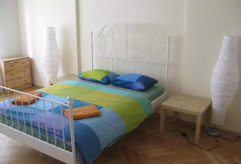 Quarto Estandar Banheiro Compartilhado, Ragtime