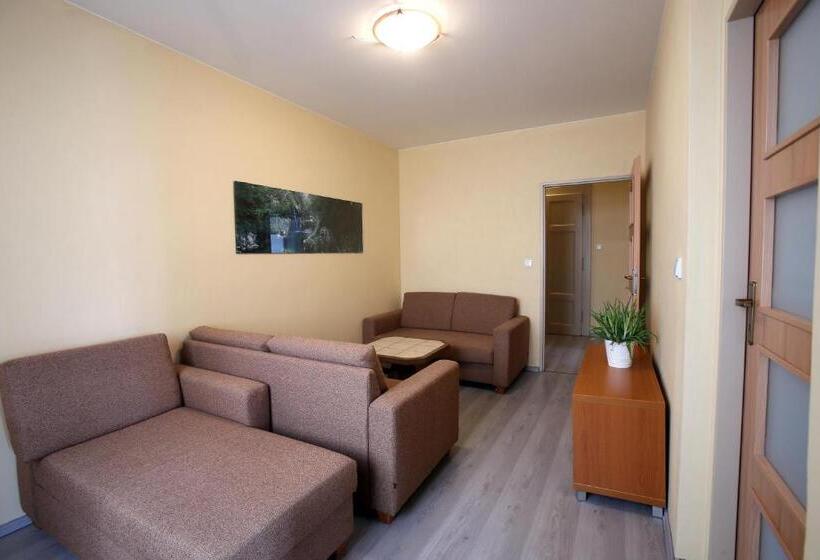 آپارتمان سوپریور 1 خوابه, Hostel Dakura