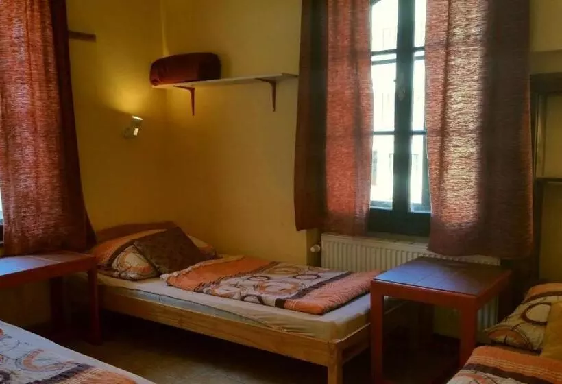 Standard Kolmen Hengen Huone, Hostel Merlin