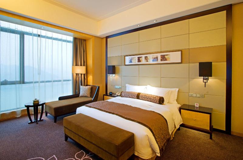 جناح مطل على البحر, Crowne Plaza Yichang, An Ihg