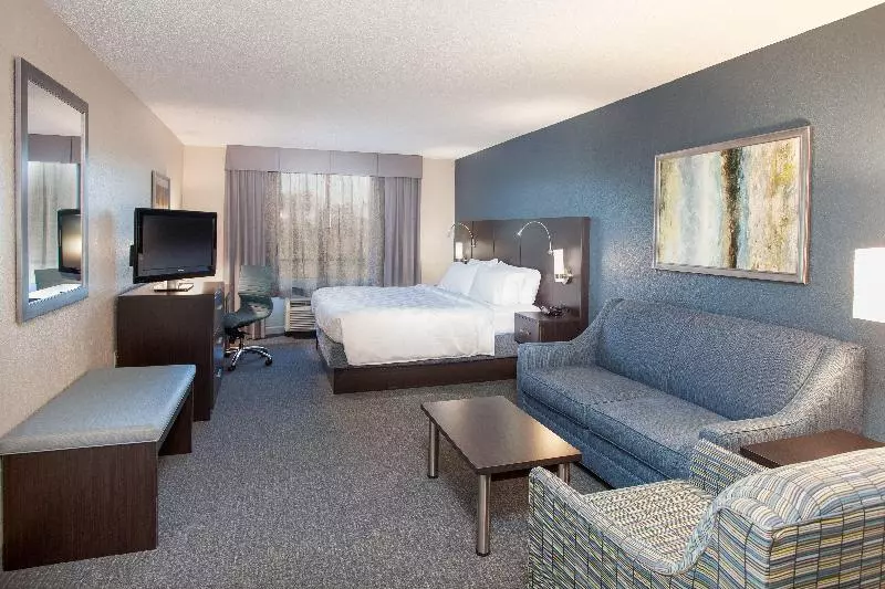 身障者適用キングサイズベッドルーム, Holiday Inn Hotel & Suites Tallahassee Conference Center North, An Ihg