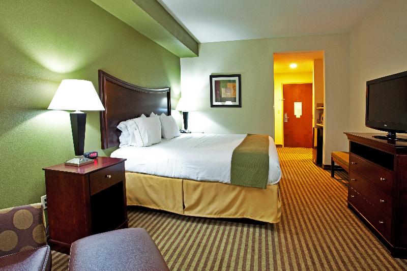 스탠다드 룸 킹사이즈 침대, Holiday Inn Express Hotel & Suites Biloxi  Ocean Springs, An Ihg