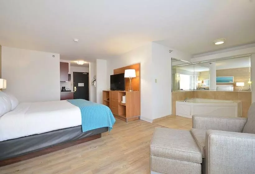 キングサイズベッドのスイートルーム, Holiday Inn Express & Suites Farmington By Ihg