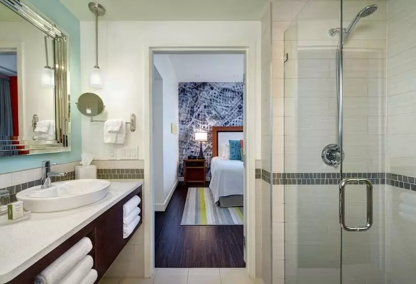 ペントハウススイート, Indigo Asheville Downtown, An Ihg