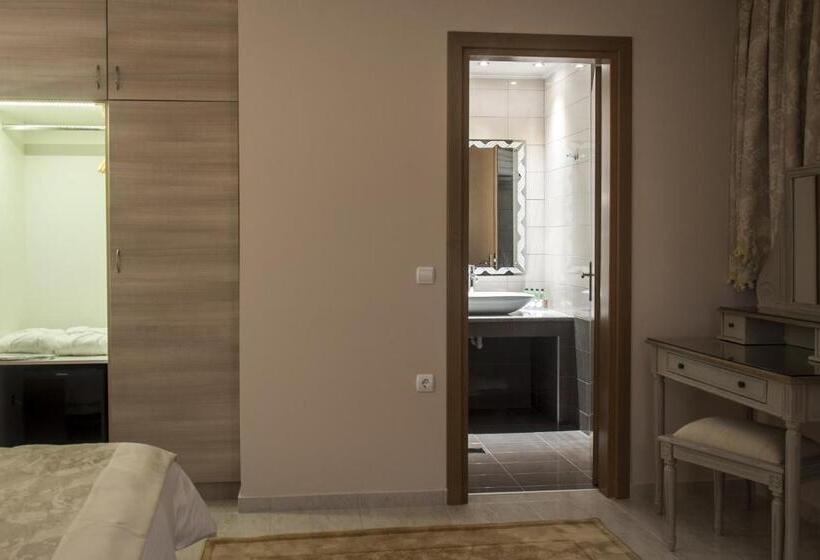 スーペリアールーム, Marianna