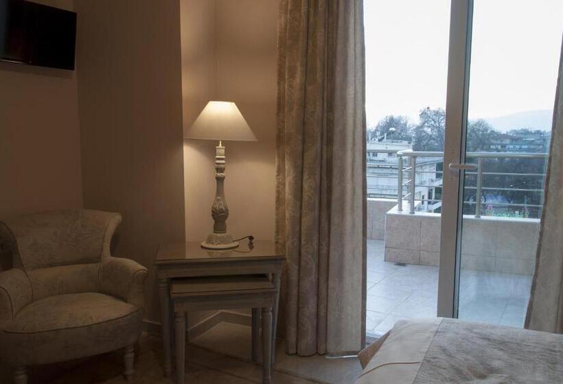 スーペリアールーム, Marianna