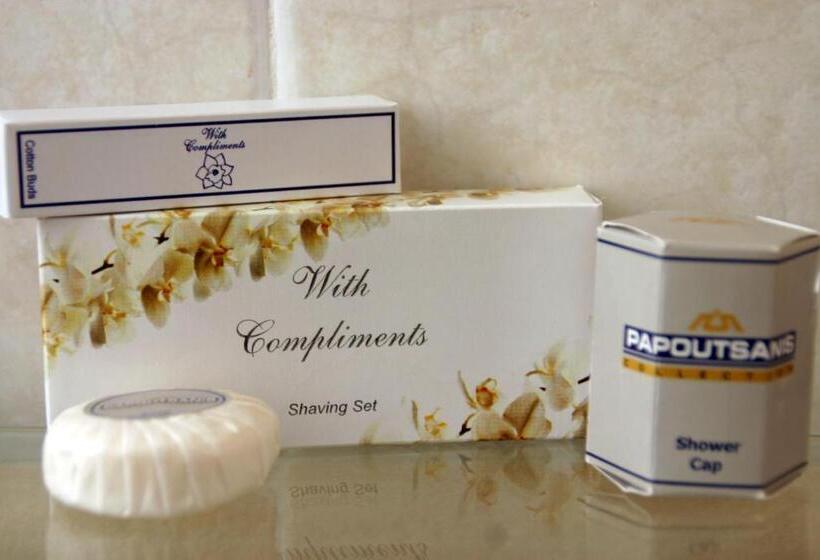 Полулюкс Боковой Вид на Море, Ostria