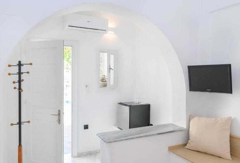 غرفة عائلية مطلّة علي حمام السباحة, Sunset View