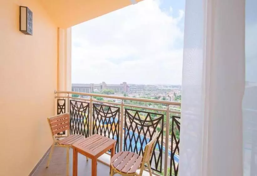 Family Room, Villa Side Residence