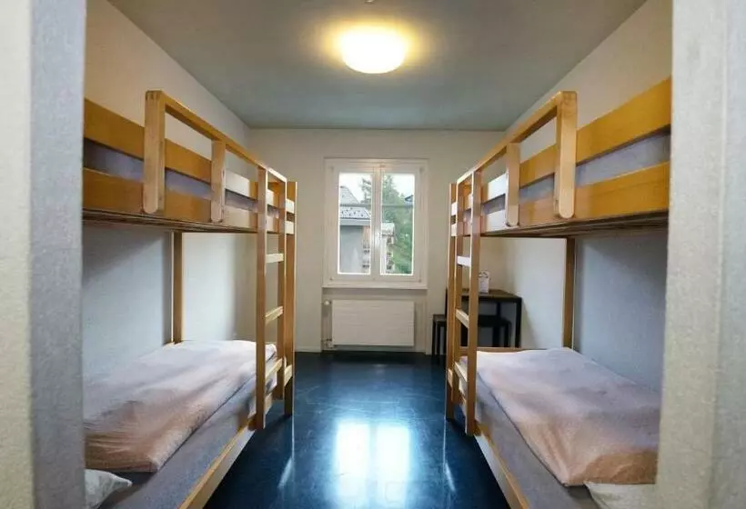スタンダード４人部屋, Zermatt Youth Hostel