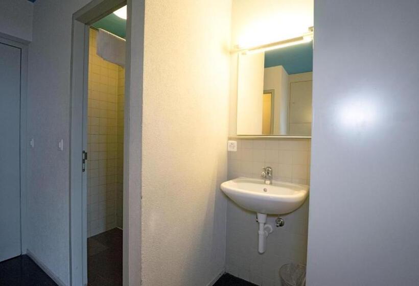 اتاق استاندارد, Zermatt Youth Hostel