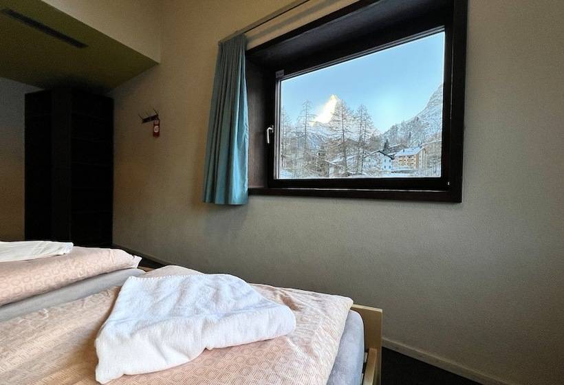 اتاق استاندارد, Zermatt Youth Hostel