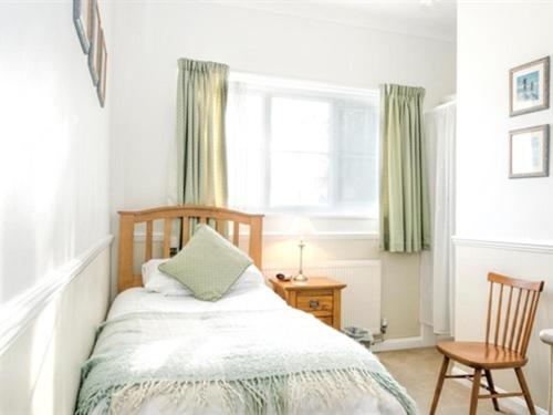 חדר משפחתי נוף לים, Amber House