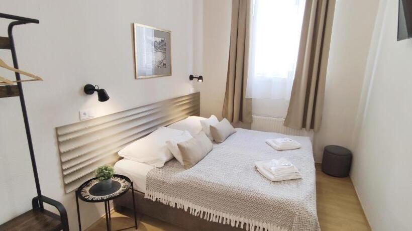 Standardzimmer, Budapest Csaszar