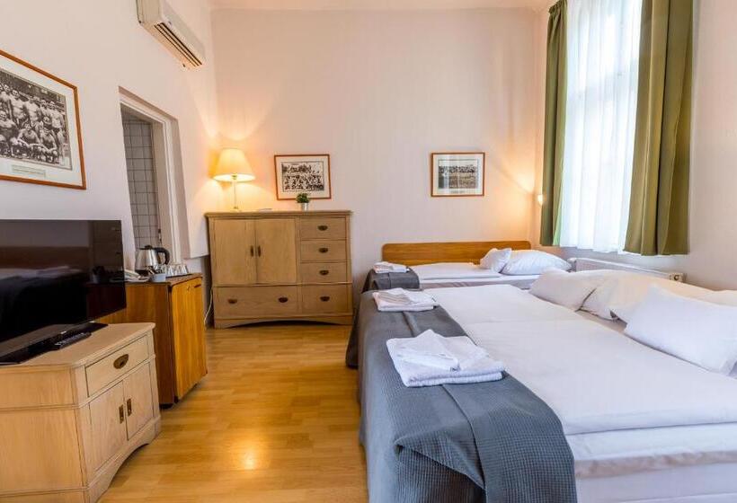 4 Bett Standardzimmer, Budapest Csaszar