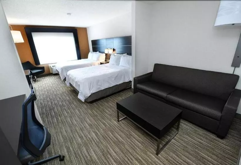 スイート, Holiday Inn Express Hotel & Suites Grand Forks, An Ihg