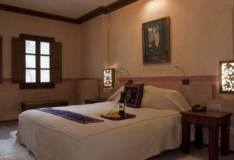 Номер Superior, Katogi Averoff Hotel & Winery