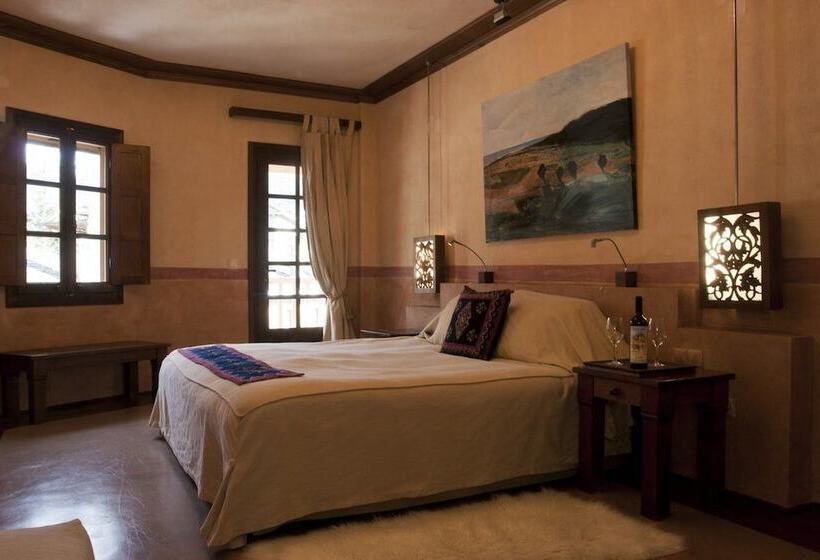 غرفة سوبيريور, Katogi Averoff Hotel & Winery