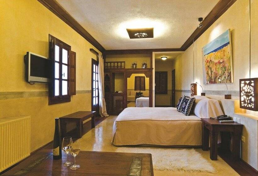 جناح جونيور, Katogi Averoff Hotel & Winery