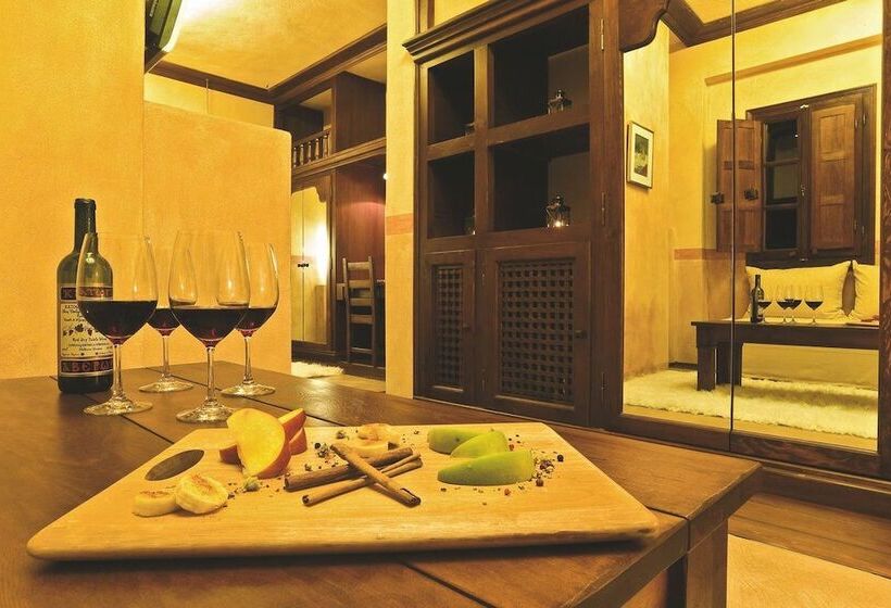 Люкс, Katogi Averoff Hotel & Winery