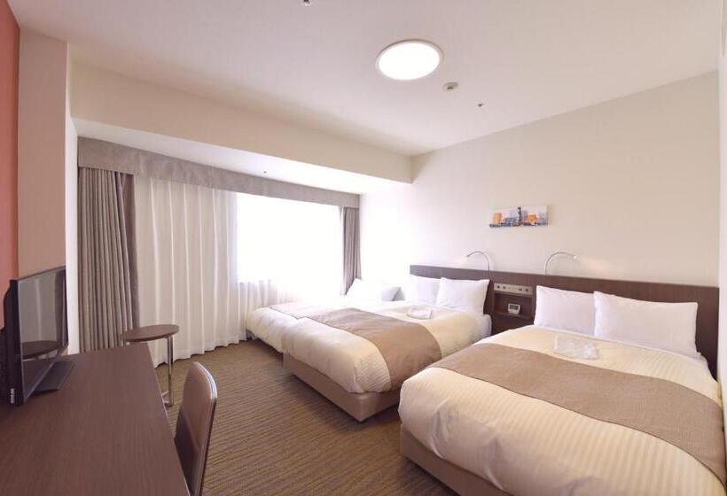 اتاق استاندارد سه نفره, Port Plaza Chiba