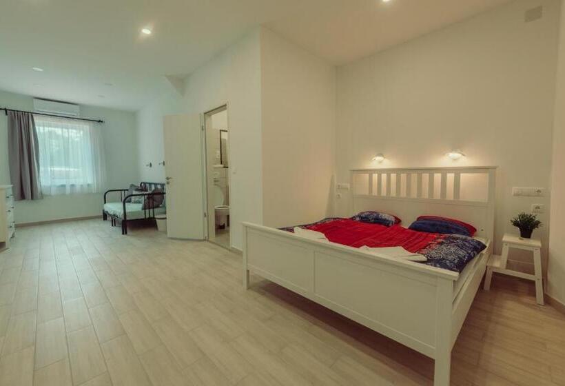 Pokój Standard, Pater Apartments And Rooms