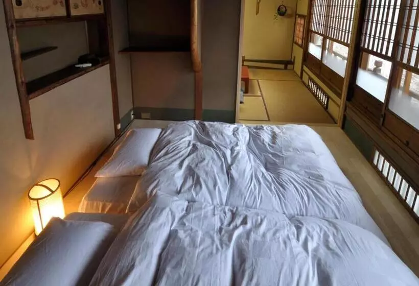 スーペリアールーム, Izuyasu Traditional Kyoto Inn Serving Kyoto Cuisine